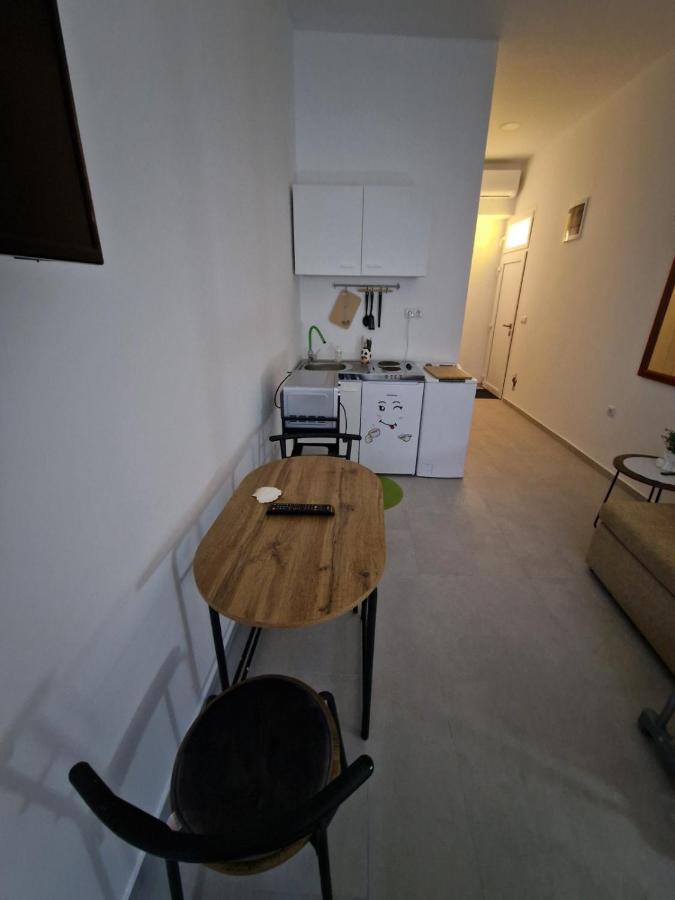Apartmani Studio Apartmani Senjska Maslina Сен Екстериор снимка